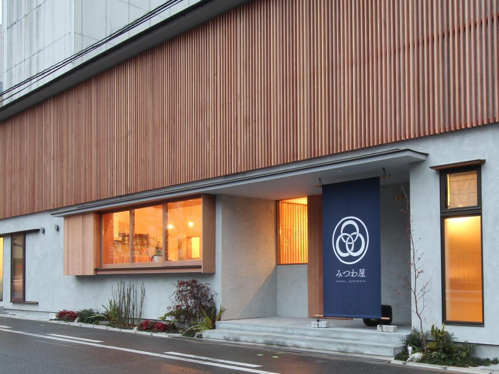 Hostel Mitsuwaya Osaka Exterior photo