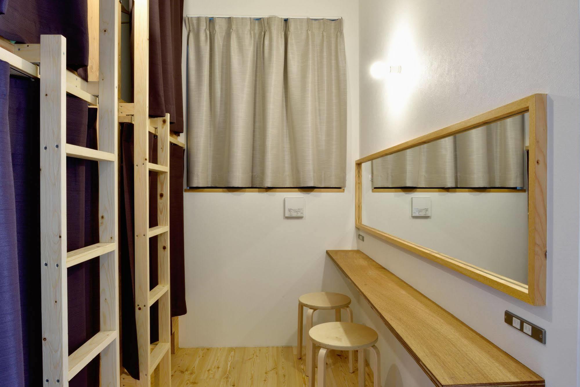 Hostel Mitsuwaya Osaka Exterior photo